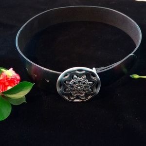 New York & Co. Leather Belt w/Silver Buckle 28"-32" Color:Black NWOT